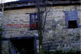 Къща във Враца, с. Сираково