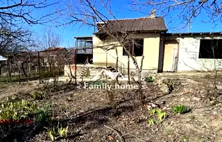 Къща във Варна, с. Слънчево