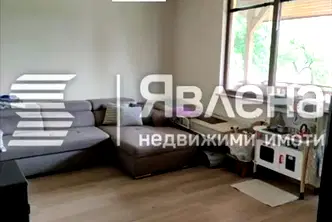 Къща във Варна, с. Слънчево