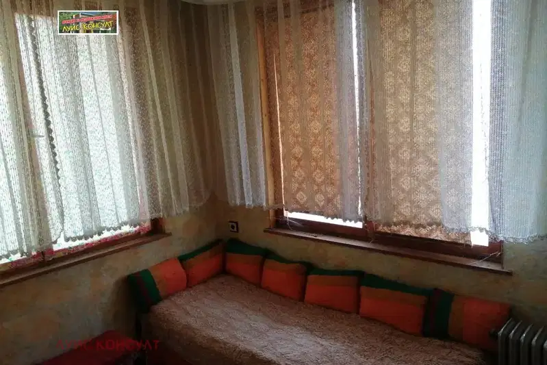 Къща в Монтана, с. Смоляновци