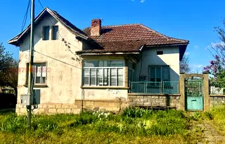 Къща във Враца, с. Софрониево