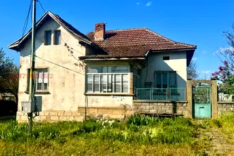 Къща във Враца, с. Софрониево