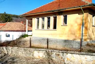 Къща в Стара Загора, с. Средно ище