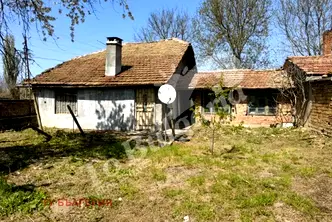 Къща във Велико Търново, с. Стамболово