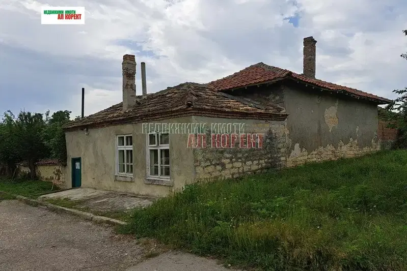 Къща във Варна, с. Стефан Караджа