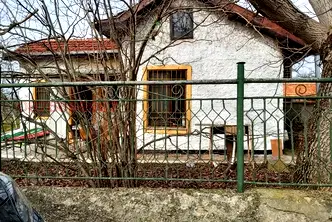 Къща в Перник, с. Стефаново