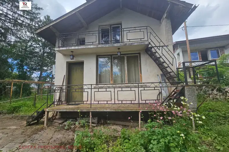 House in Oblast Pernik, Stefanovo