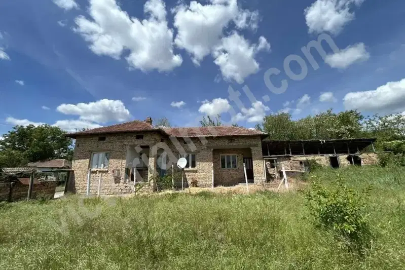 House in Oblast Veliko Tyrnovo, Strahilovo