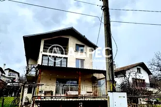 Къща в Перник, с. Студена