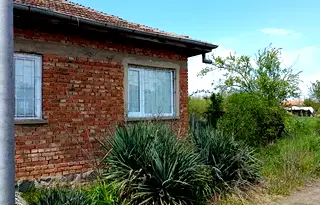 Къща в Сливен, с. Събрано