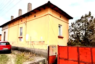 Къща в Ловеч, с. Тодоричене