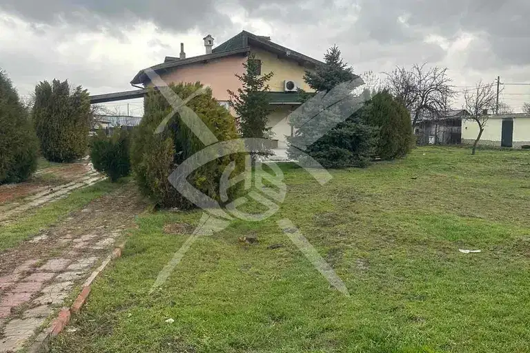 House in Oblast Plovdiv, Trud