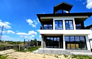 Къща в София, с. Вакарел