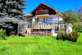Къща в Бургас, с. Везенково