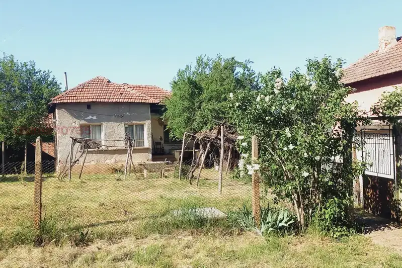 Къща в Монтана, с. Вирове