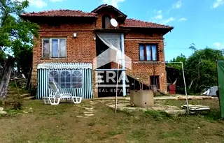 Къща във Велико Търново, с. Вишов