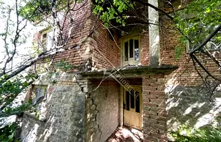 Къща във Велико Търново, с. Вишов