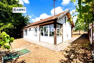 Къща във Варна, с. Водица