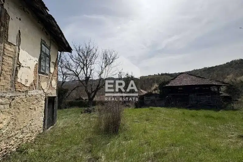 House in Oblast Veliko Tyrnovo, Voineja