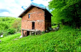 Къща в Перник, с. Врабча
