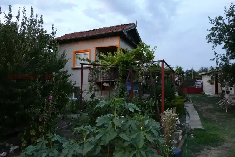 Къща в Добрич, с. Врачанци
