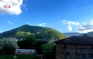 Къща в София, с. Врачеш