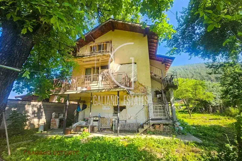 House in Sofia, Vrachesh