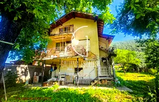 Къща в София, с. Врачеш