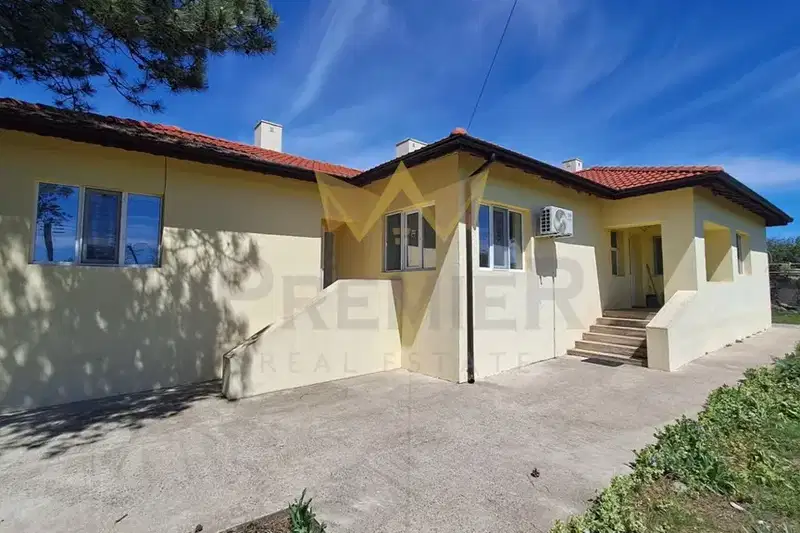 House in Oblast Dobrich, с. Вранино
