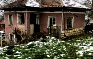 Къща в Плевен, с. Върбица