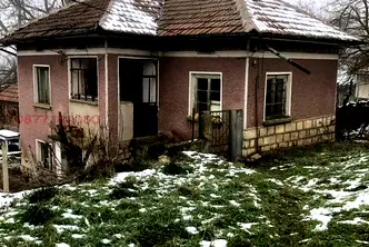 Къща в Плевен, с. Върбица