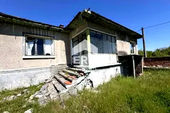 Къща в Хасково, с. Върбица
