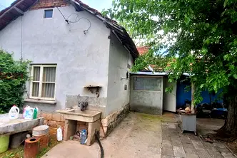 Къща в Плевен, с. Върбица