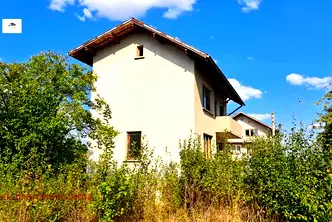 Къща в Перник, с. Ярджиловци