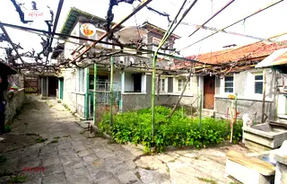 Къща в Габрово, с. Здравковец