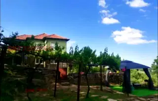 Къща в Габрово, с. Здравковец