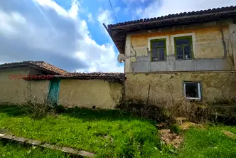Къща в Шумен, с. Златар