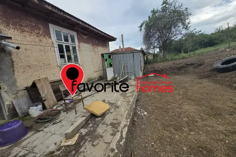 Къща в Шумен, с. Златар