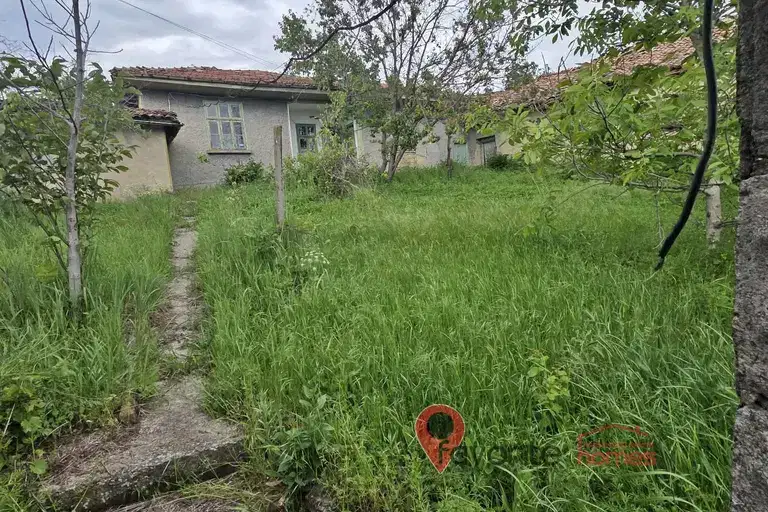 House in Oblast Shumen, Zlatar