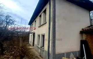 Къща в Пловдив, с. Златосел