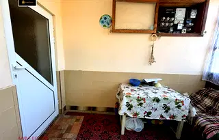 Къща във Враца, с. Зверино