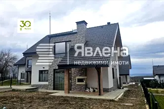Къща в с. Звездица