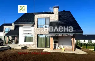Къща в с. Звездица