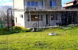 Къща в Пазарджик, с. Звъничево