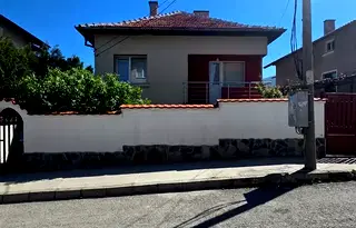 Къща в Кюстендил, Сапарева баня