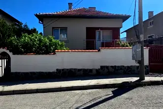 Къща в Кюстендил, Сапарева баня