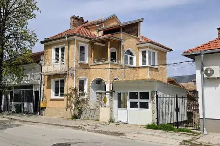 Къща в Габрово, Севлиево