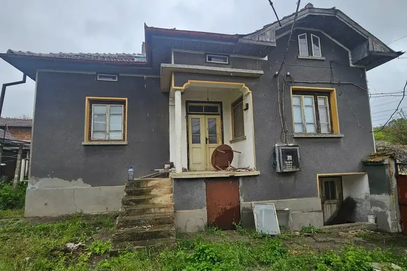House in Oblast Pleven, Slavyanovo