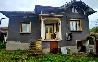 Къща в Плевен, Славяново