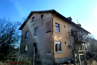 Къща в София, Кремиковци
